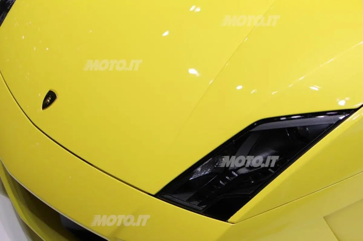 Lamborghini al Salone di Parigi 2012 (20)