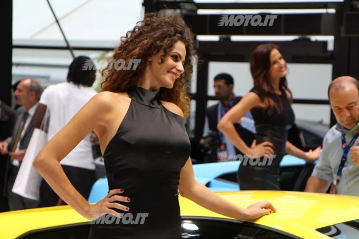 Lamborghini al Salone di Parigi 2012 (29)