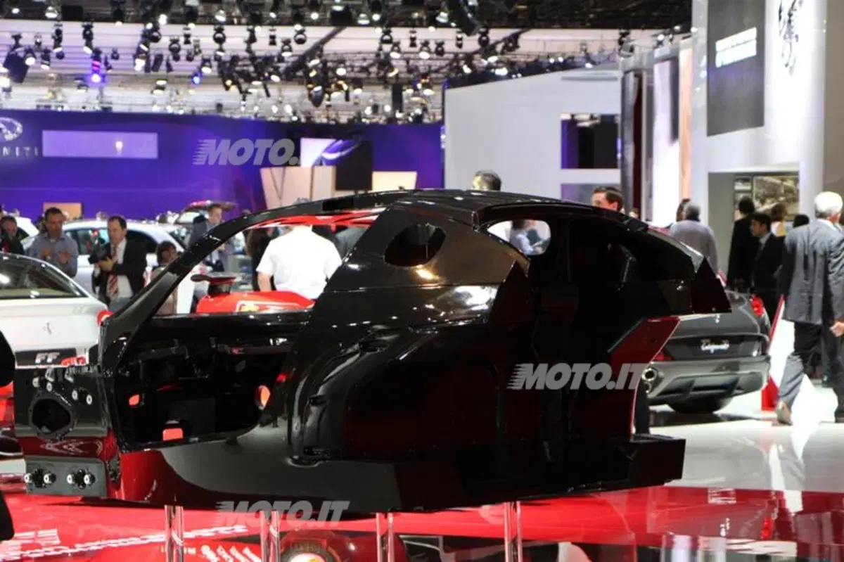 Ferrari al Salone di Parigi 2012 (5)