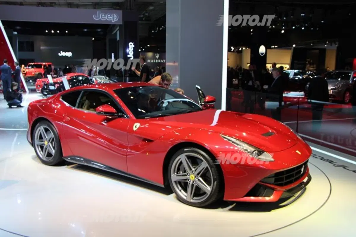 Ferrari al Salone di Parigi 2012 (7)