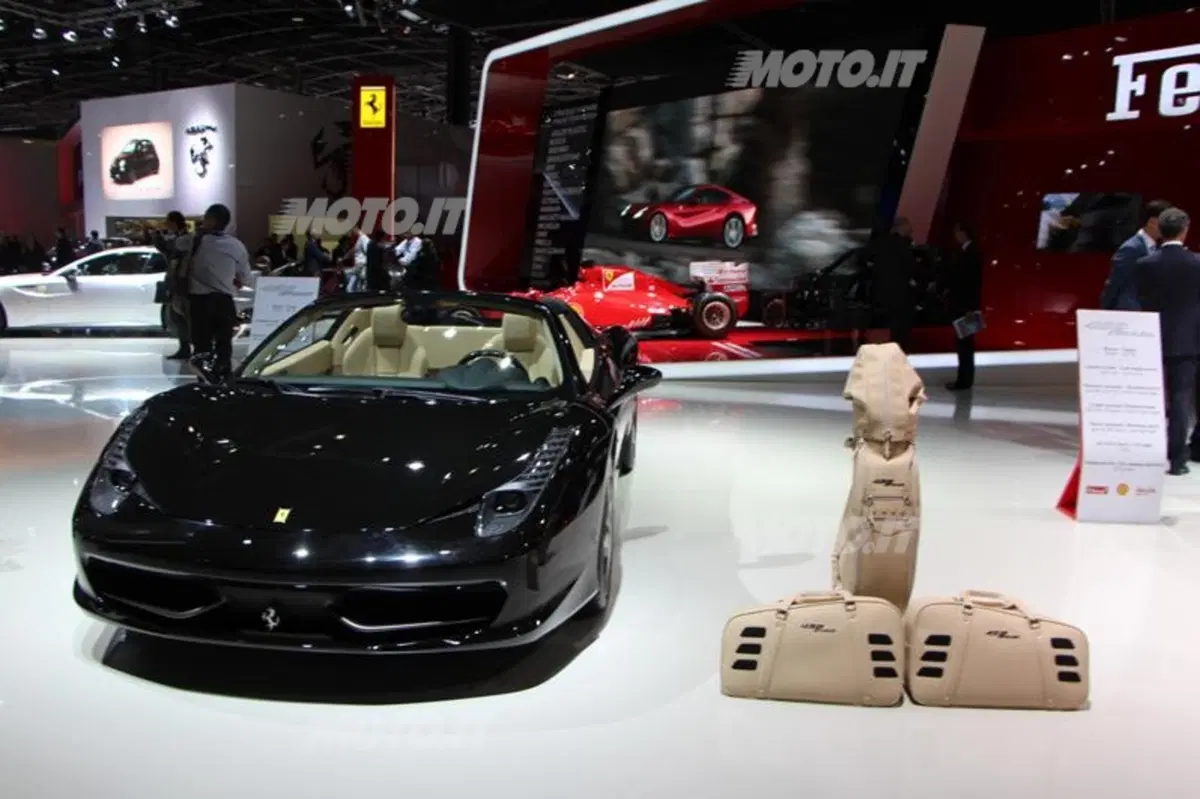 Ferrari al Salone di Parigi 2012 (16)