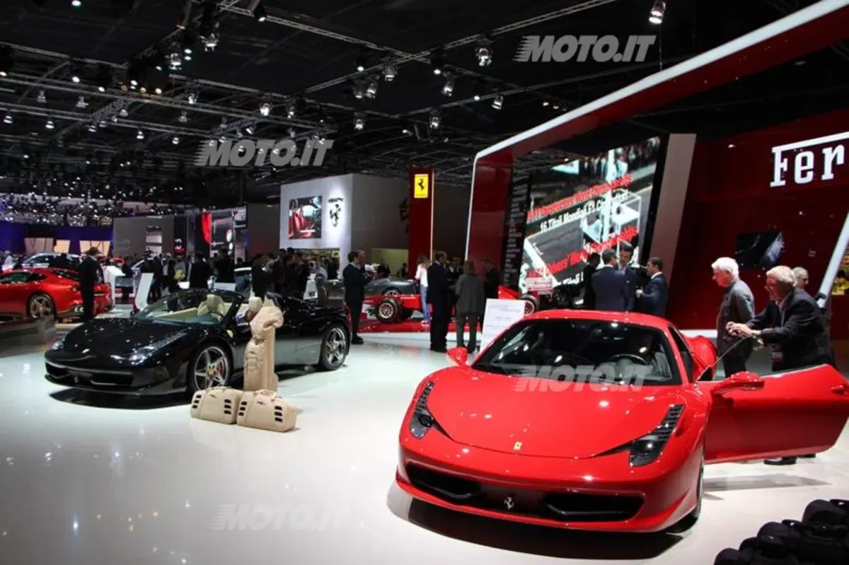 Ferrari al Salone di Parigi 2012 (17)