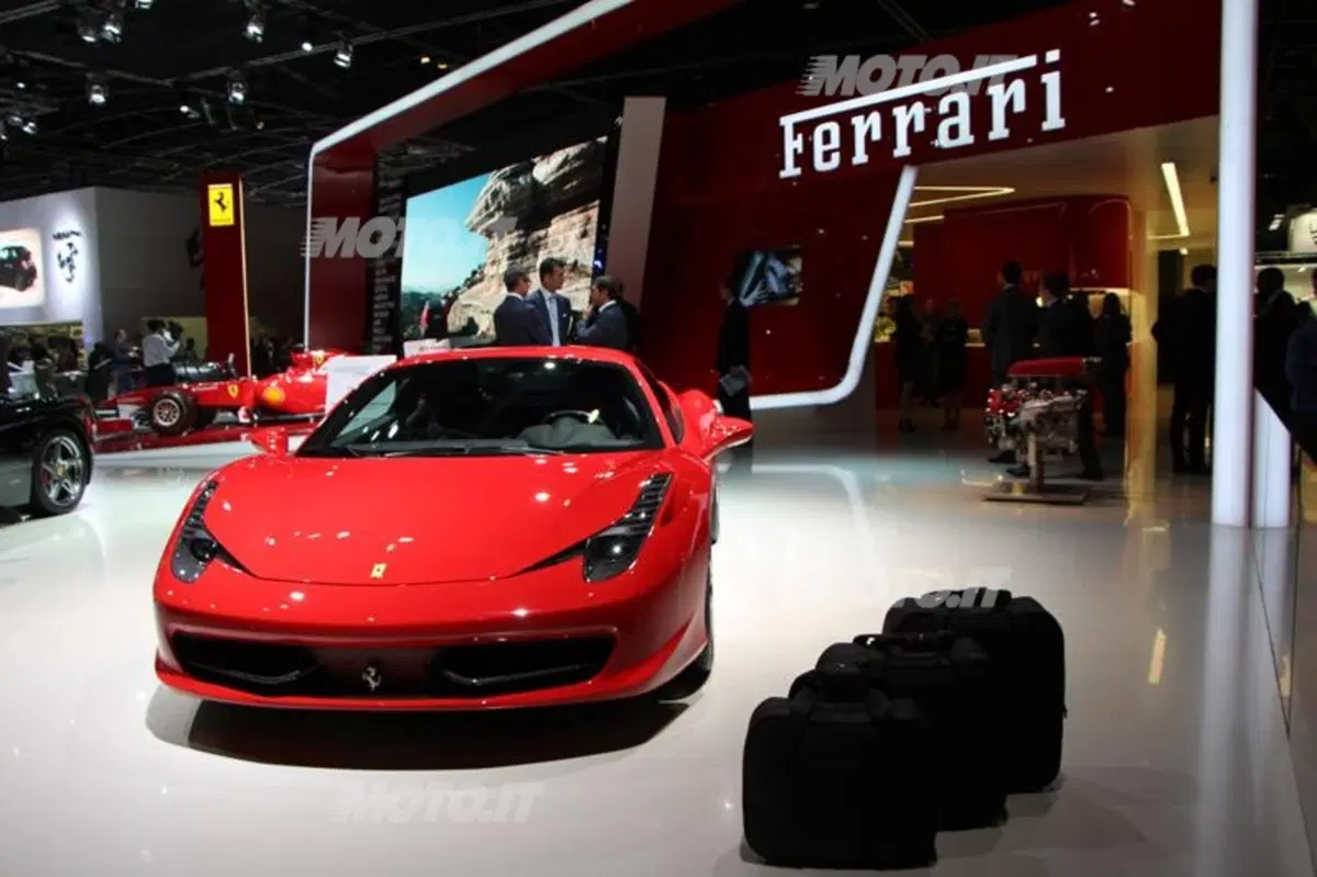 Ferrari al Salone di Parigi 2012 (18)