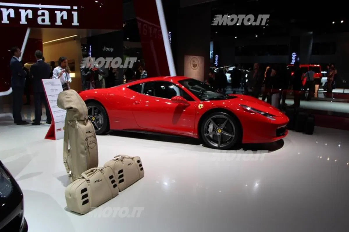 Ferrari al Salone di Parigi 2012 (19)