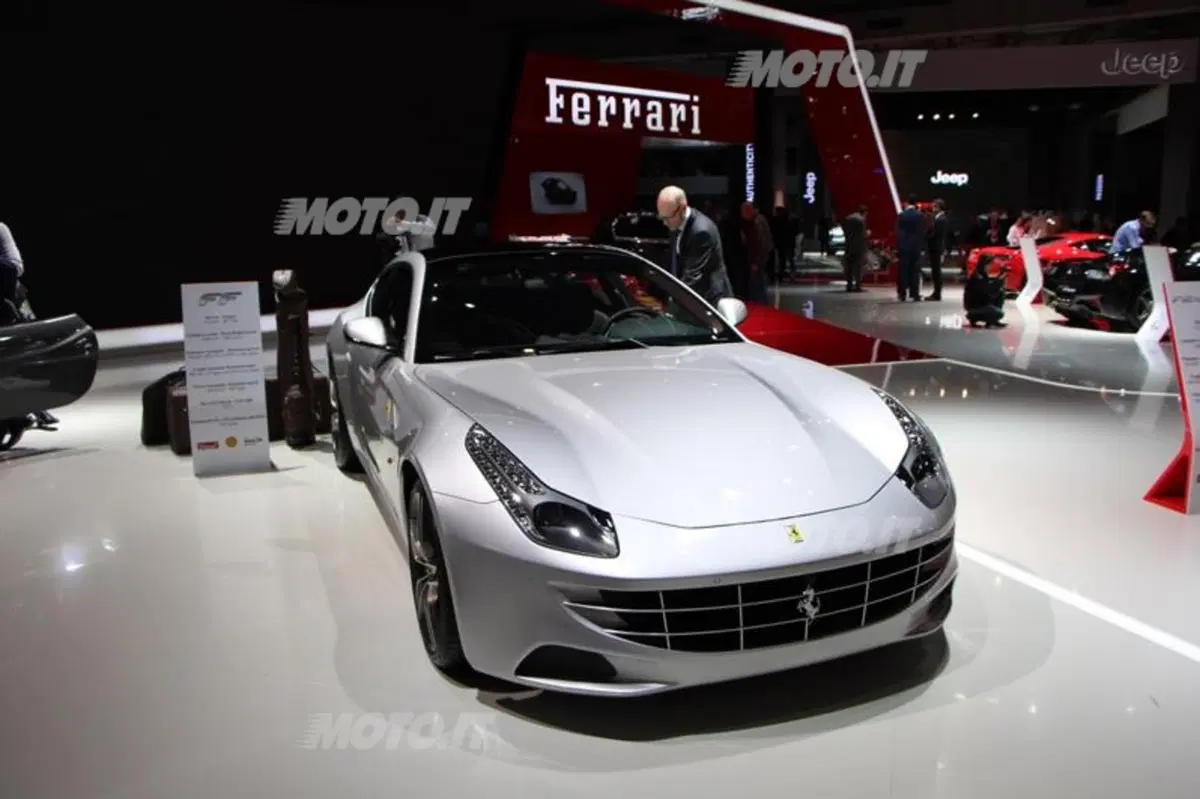 Ferrari al Salone di Parigi 2012 (21)