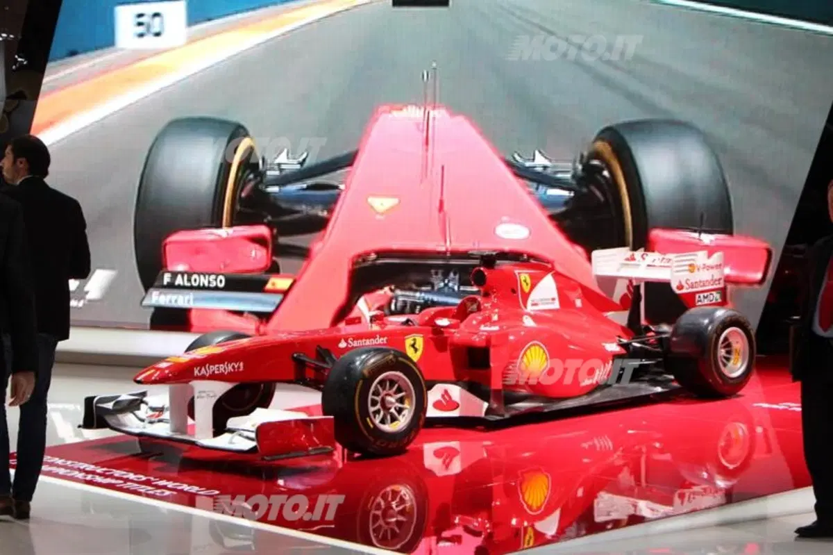 Ferrari al Salone di Parigi 2012 (24)