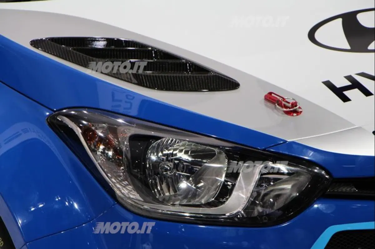 Hyundai i20 WRC (13)