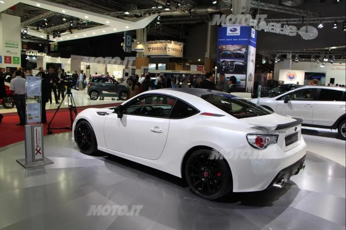 Subaru al Salone di Parigi 2012 (4)