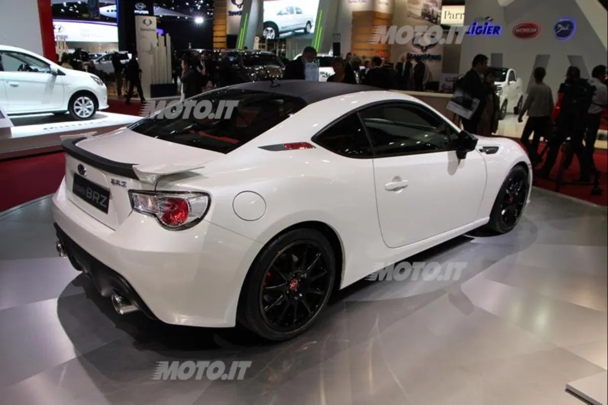 Subaru al Salone di Parigi 2012 (5)