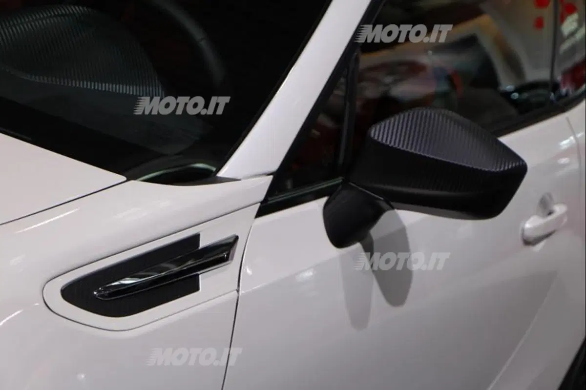 Subaru al Salone di Parigi 2012 (8)
