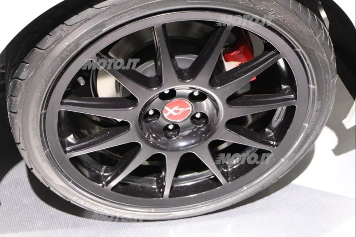 Subaru al Salone di Parigi 2012 (16)