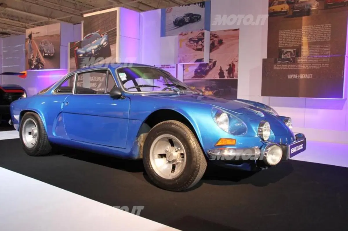 Salone di Parigi 2012: in passerella anche le auto d'epoca (4)