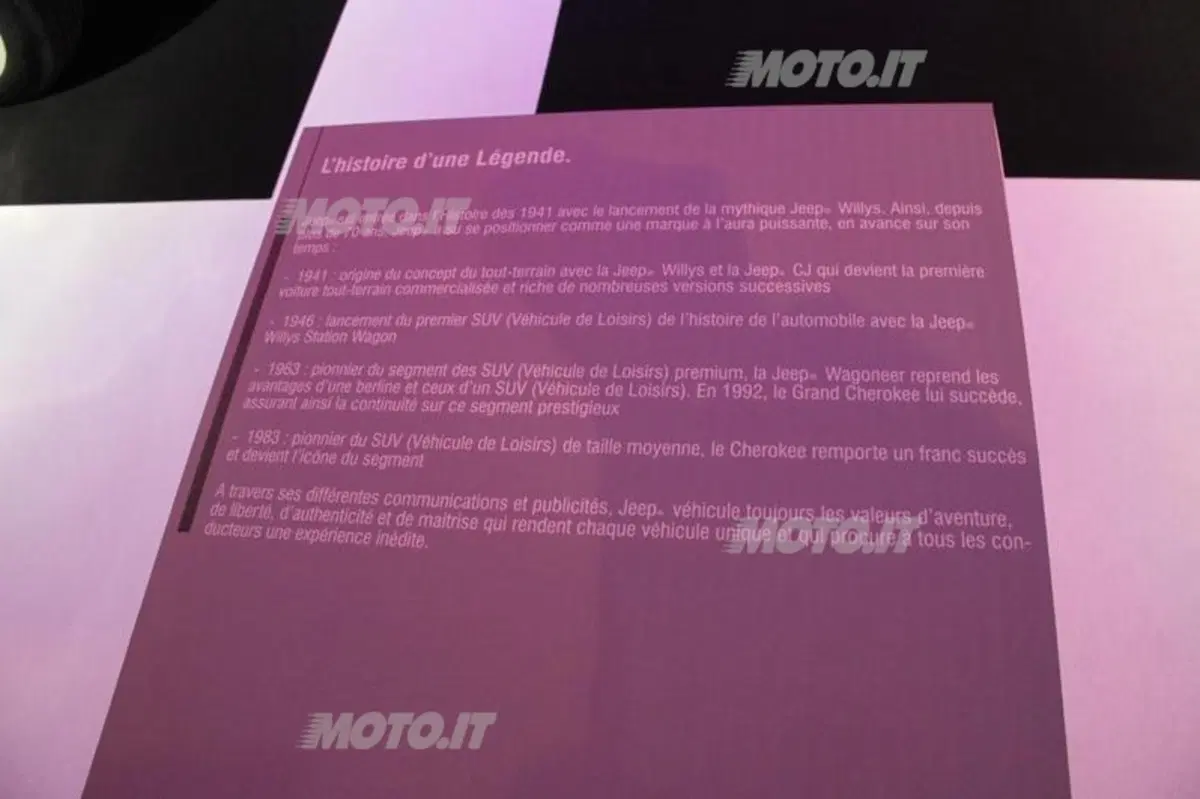 Salone di Parigi 2012: in passerella anche le auto d'epoca (18)