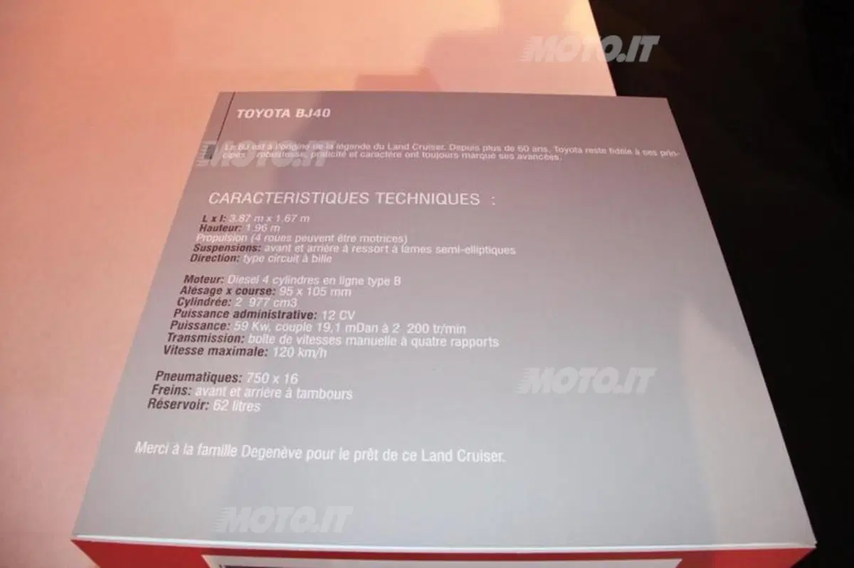Salone di Parigi 2012: in passerella anche le auto d'epoca (52)