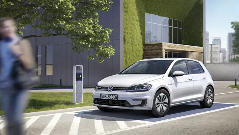 Volkswagen e-Golf al Salone di Los Angeles 2016 [Video]