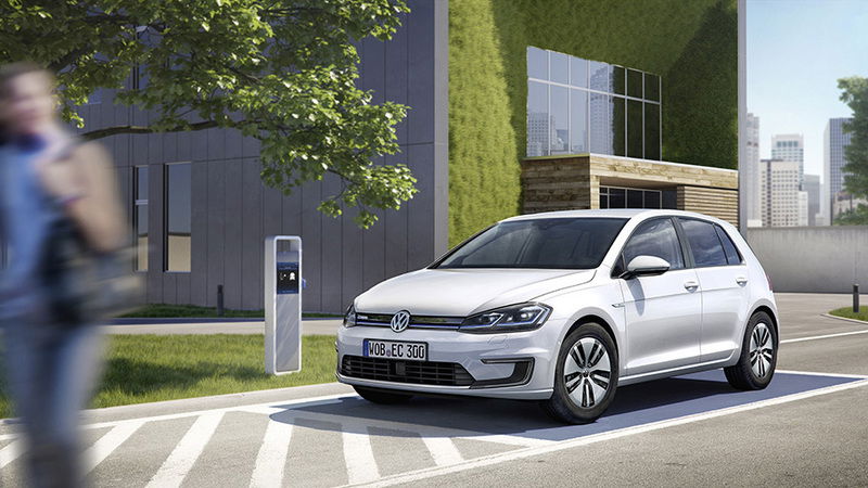 Volkswagen e-Golf al Salone di Los Angeles 2016 [Video]