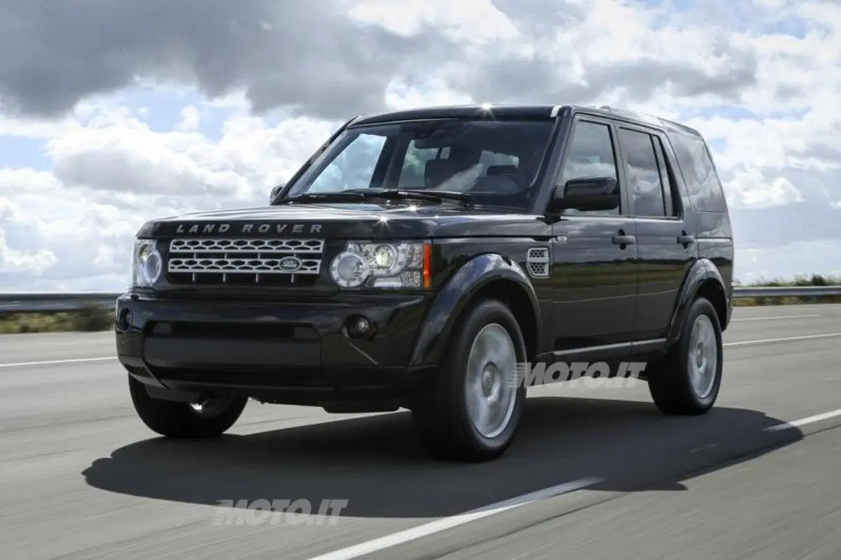 Land Rover Discovery 4 M.Y. 2013 (2)