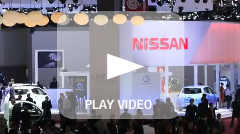 Salone di Parigi 2012: lo stand Nissan dal vivo