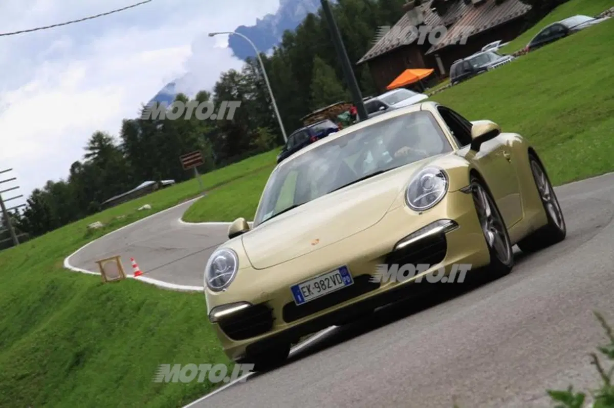 Porsche 911 Carrera S
