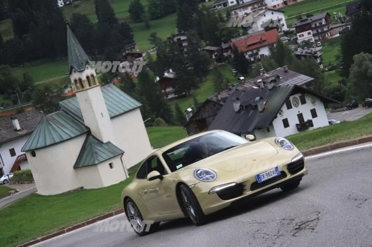 Porsche 911 Carrera S (6)