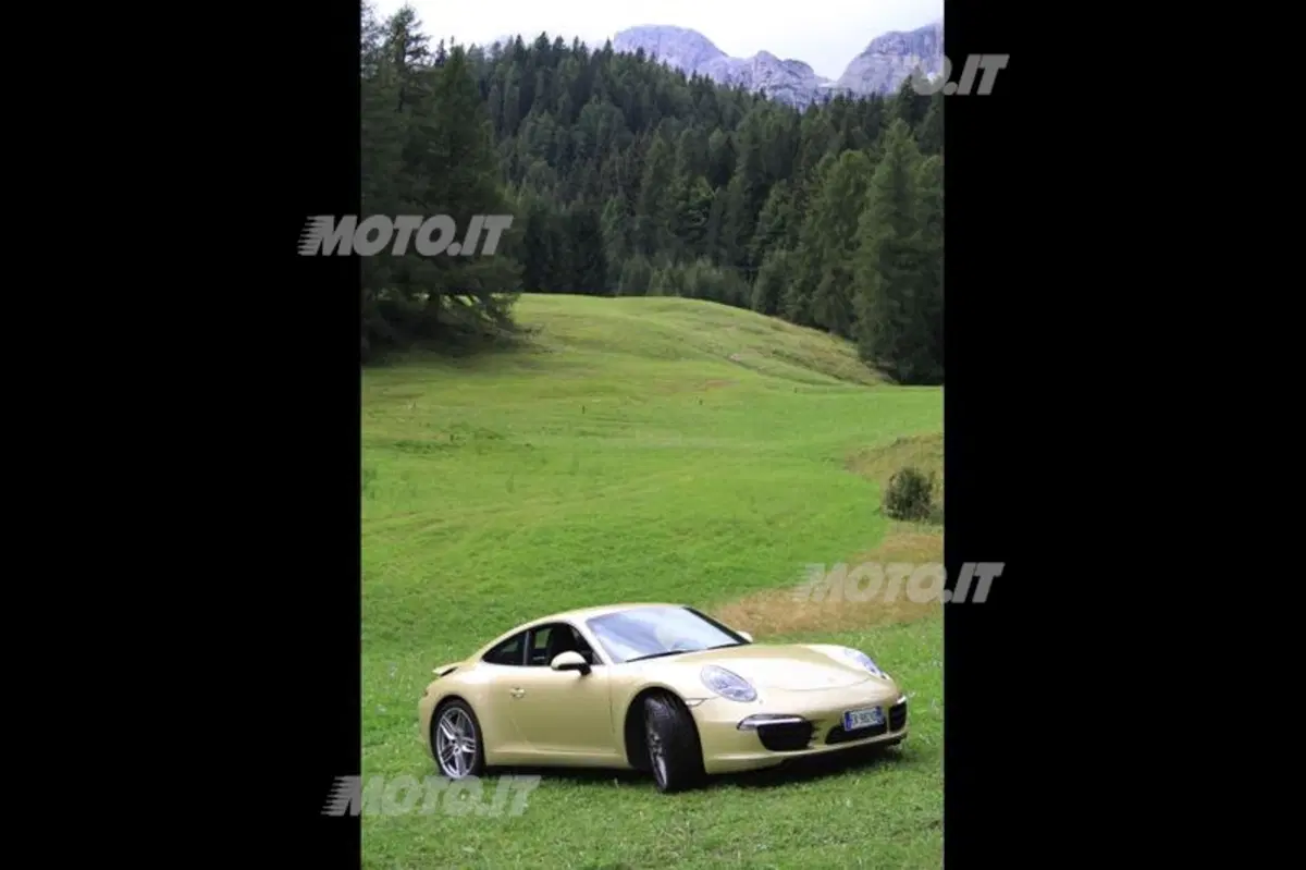Porsche 911 Carrera S (27)