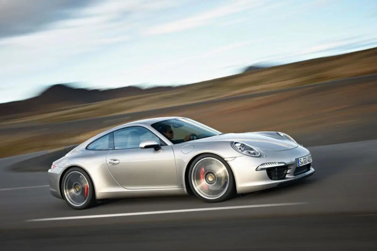 Porsche 911 Carrera S (35)
