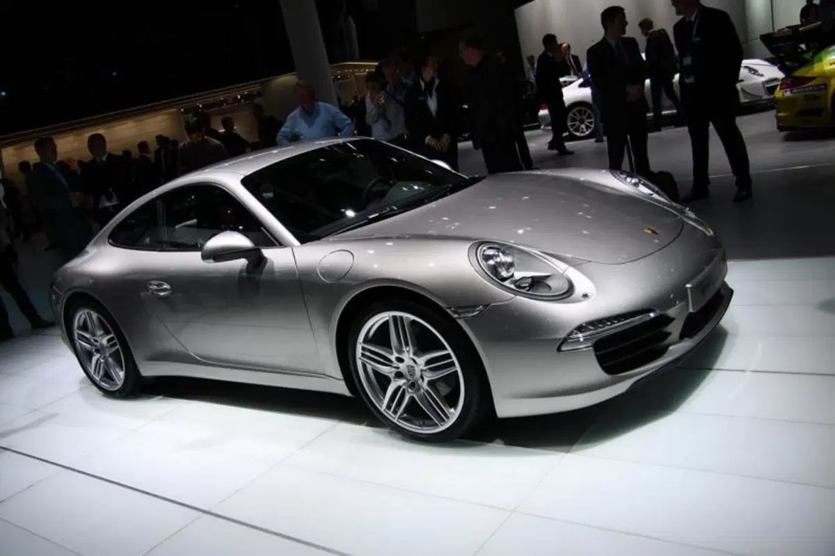 Porsche 911 Carrera S (45)
