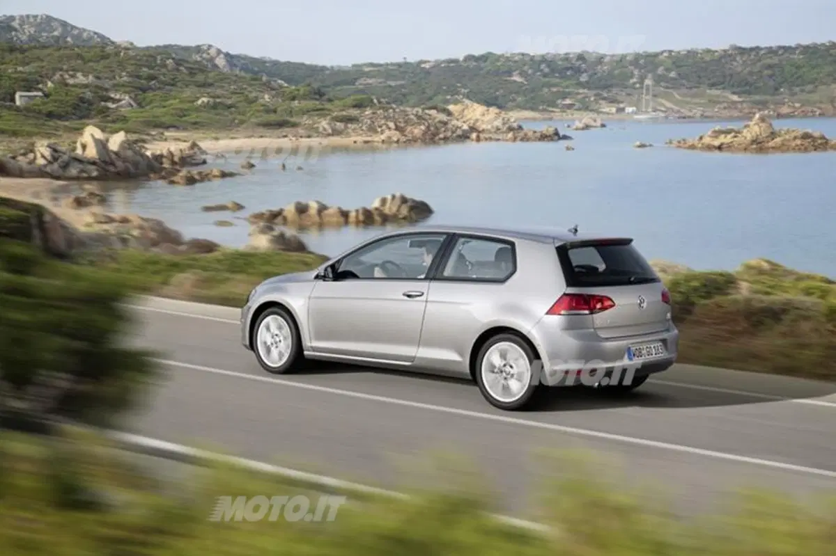 Volkswagen Golf VII (18)