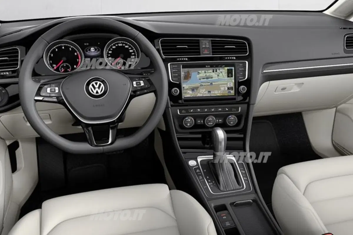Volkswagen Golf VII (34)