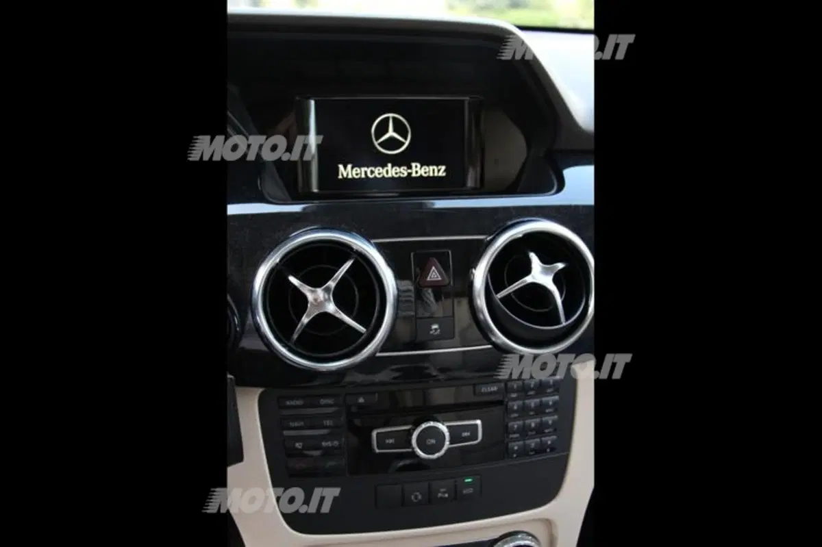 Mercedes-Benz GLK 220 CDI Sport (36)
