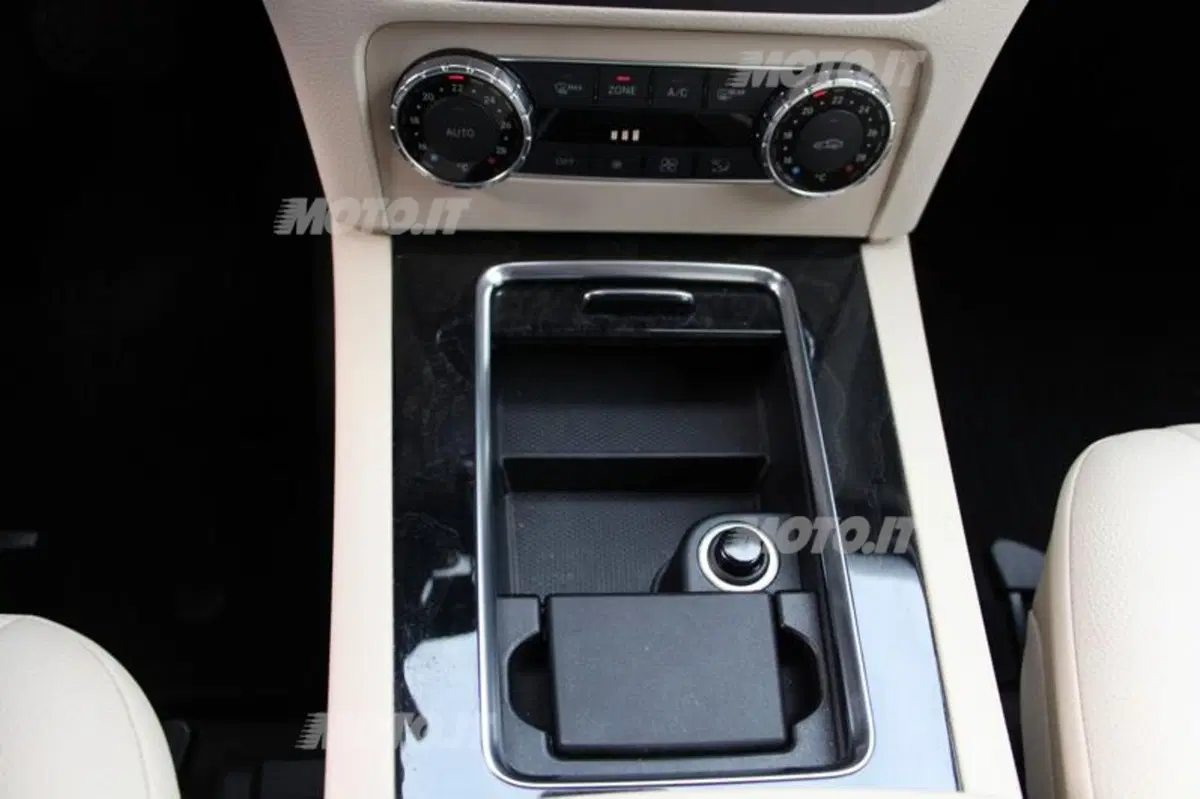 Mercedes-Benz GLK 220 CDI Sport (37)