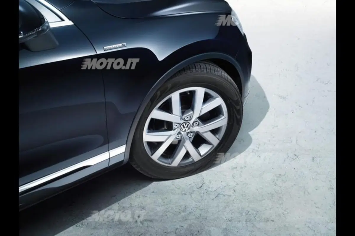  Volkswagen Touareg Edition X (3)