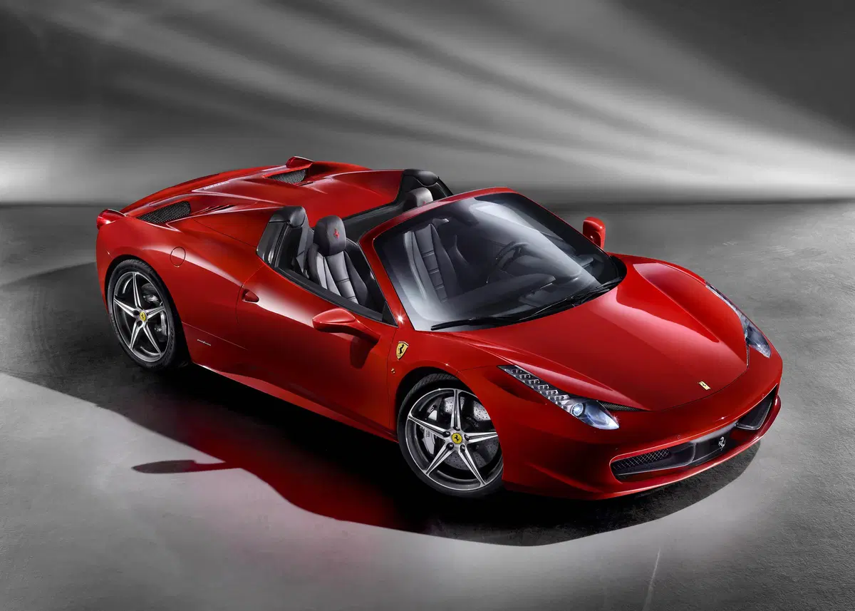 La Ferrari 458 Spider premiata come “Best Sports Car and Convertible” (2)