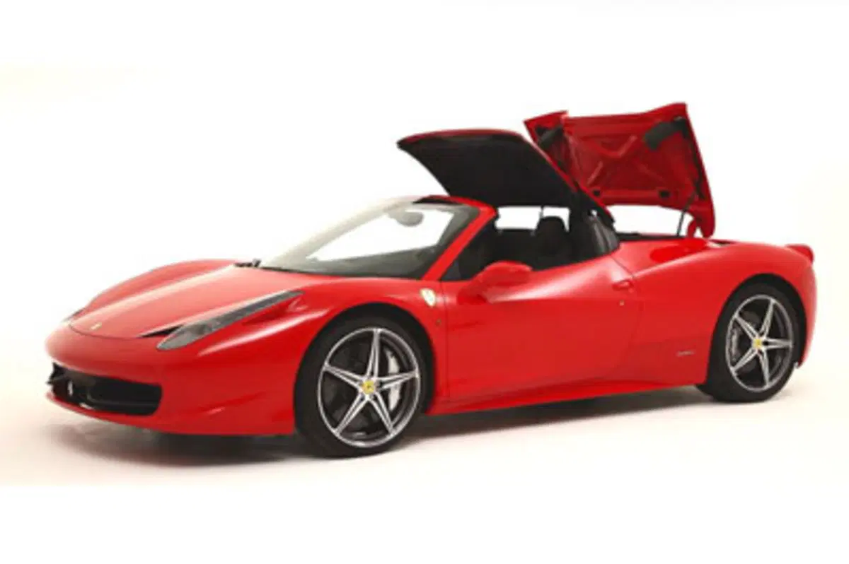 La Ferrari 458 Spider premiata come “Best Sports Car and Convertible” (5)