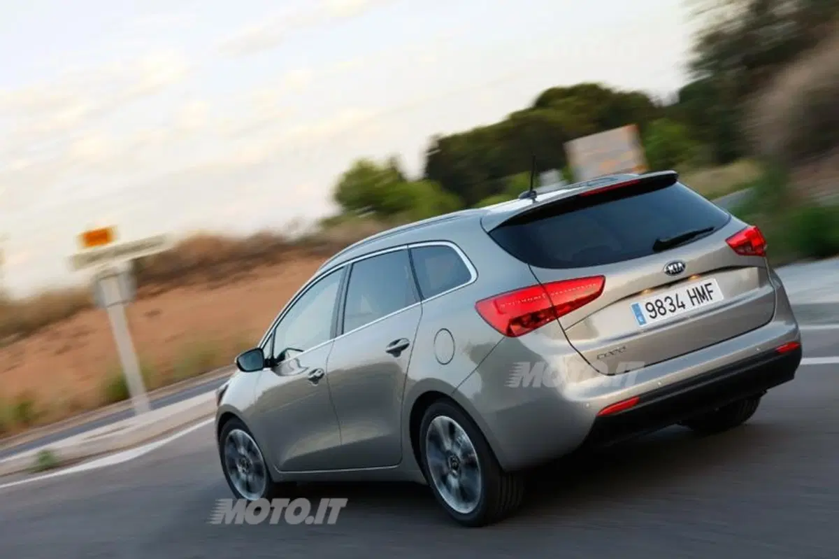Kia Cee’d Sportswagon (4)