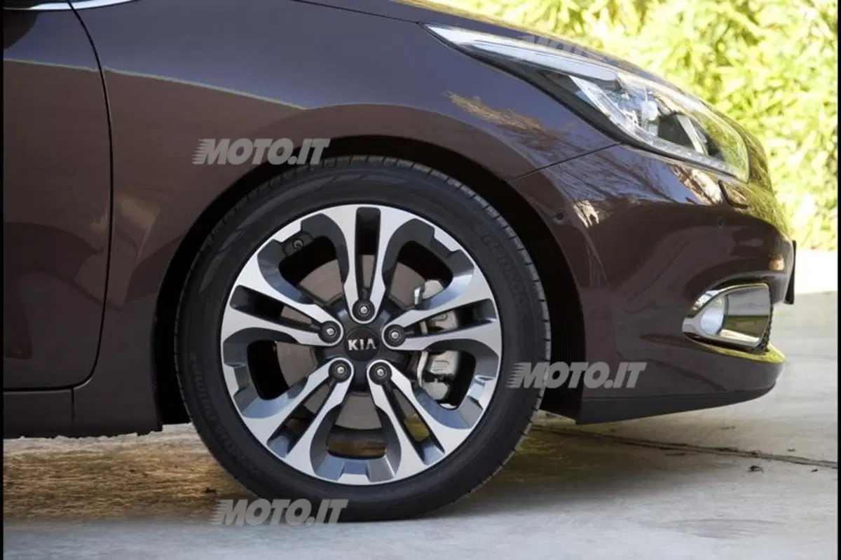 Kia Cee’d Sportswagon (21)