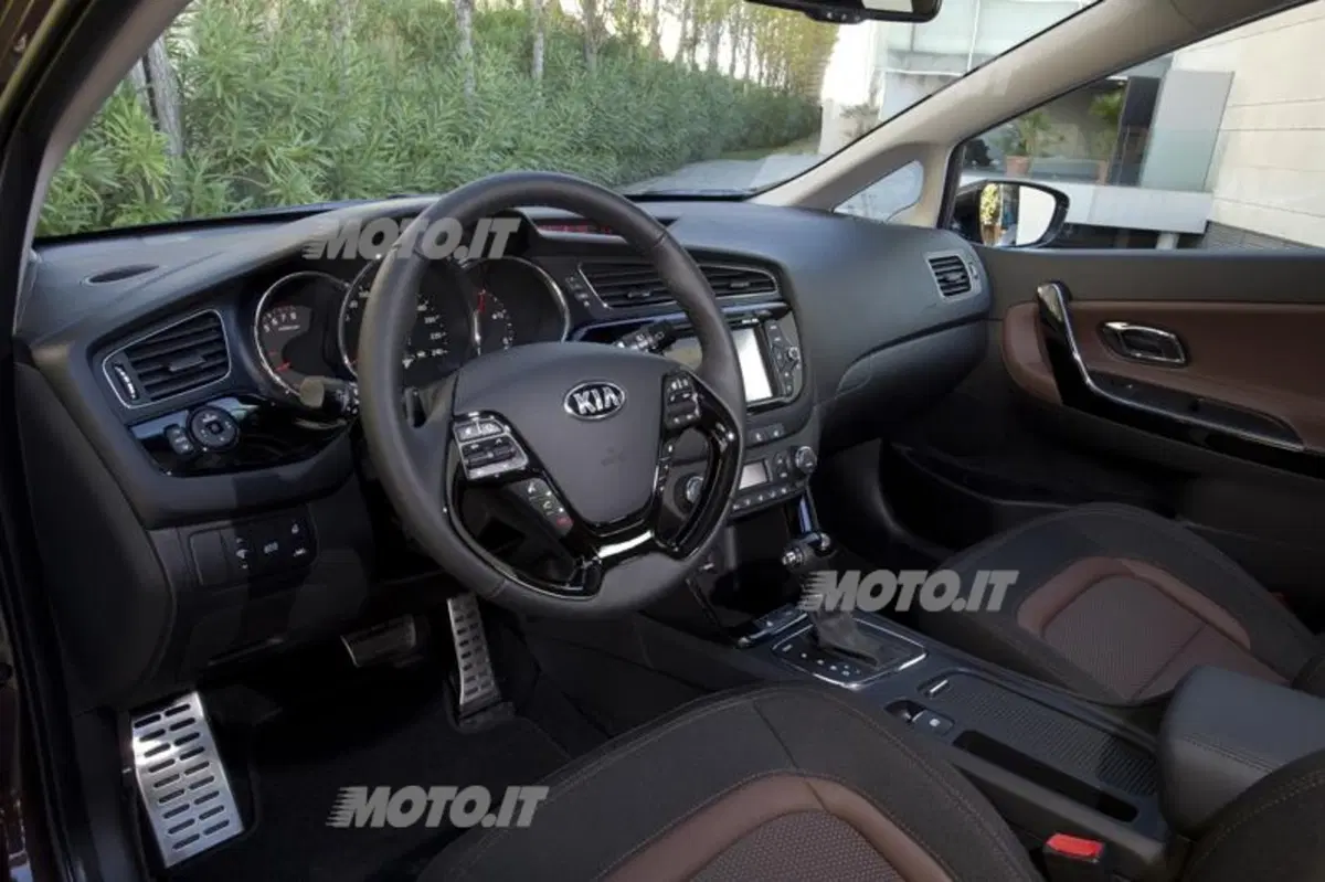 Kia Cee’d Sportswagon (36)