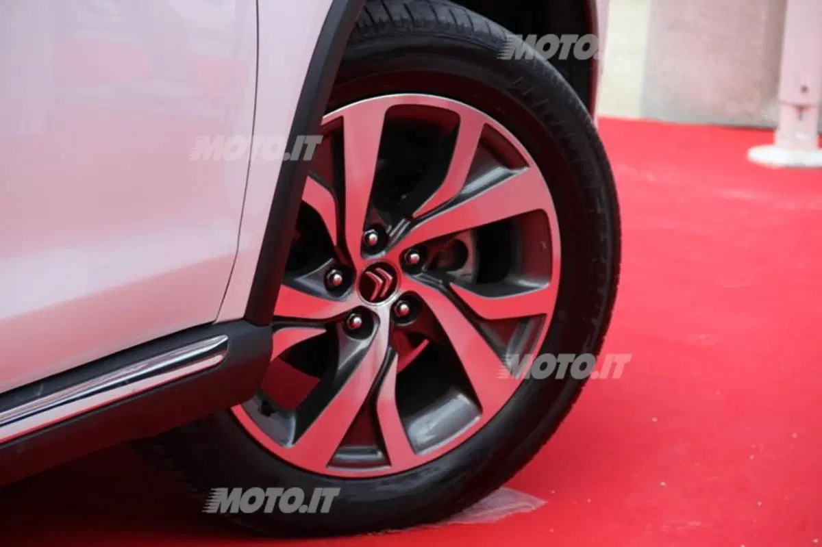 Citroën: anche quest’anno sponsor ufficiale della Deejay Ten (8)