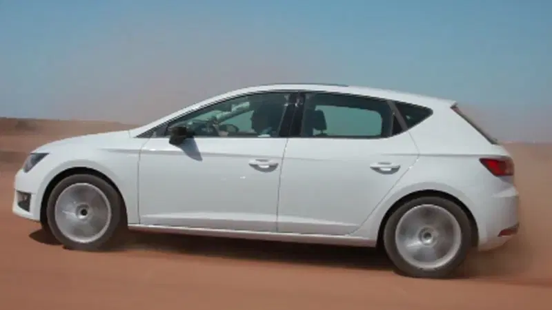 Nuova Seat Leon: i test di collaudo nel deserto spagnolo - Video
