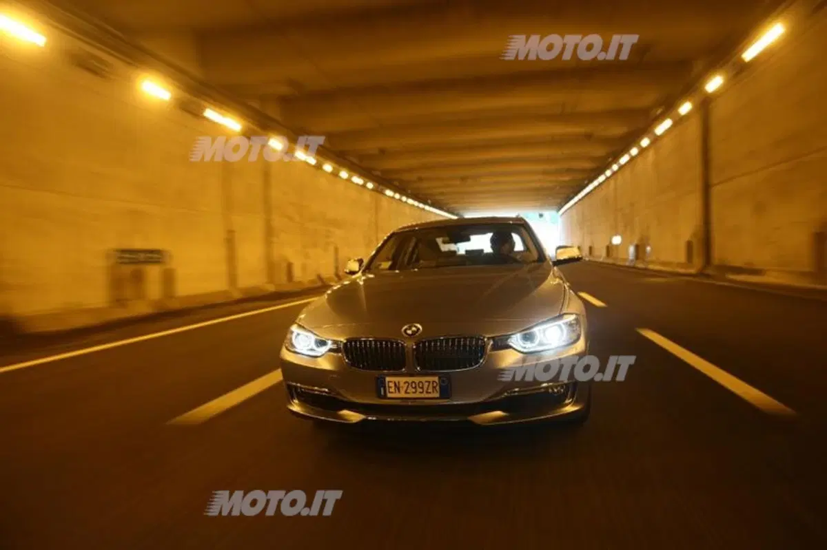 BMW ActiveHybrid 3 (4)