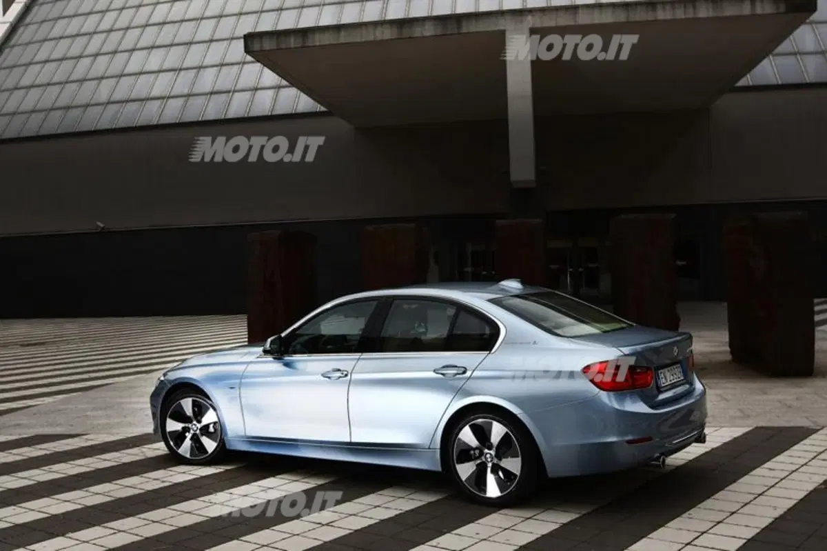BMW ActiveHybrid 3 (7)