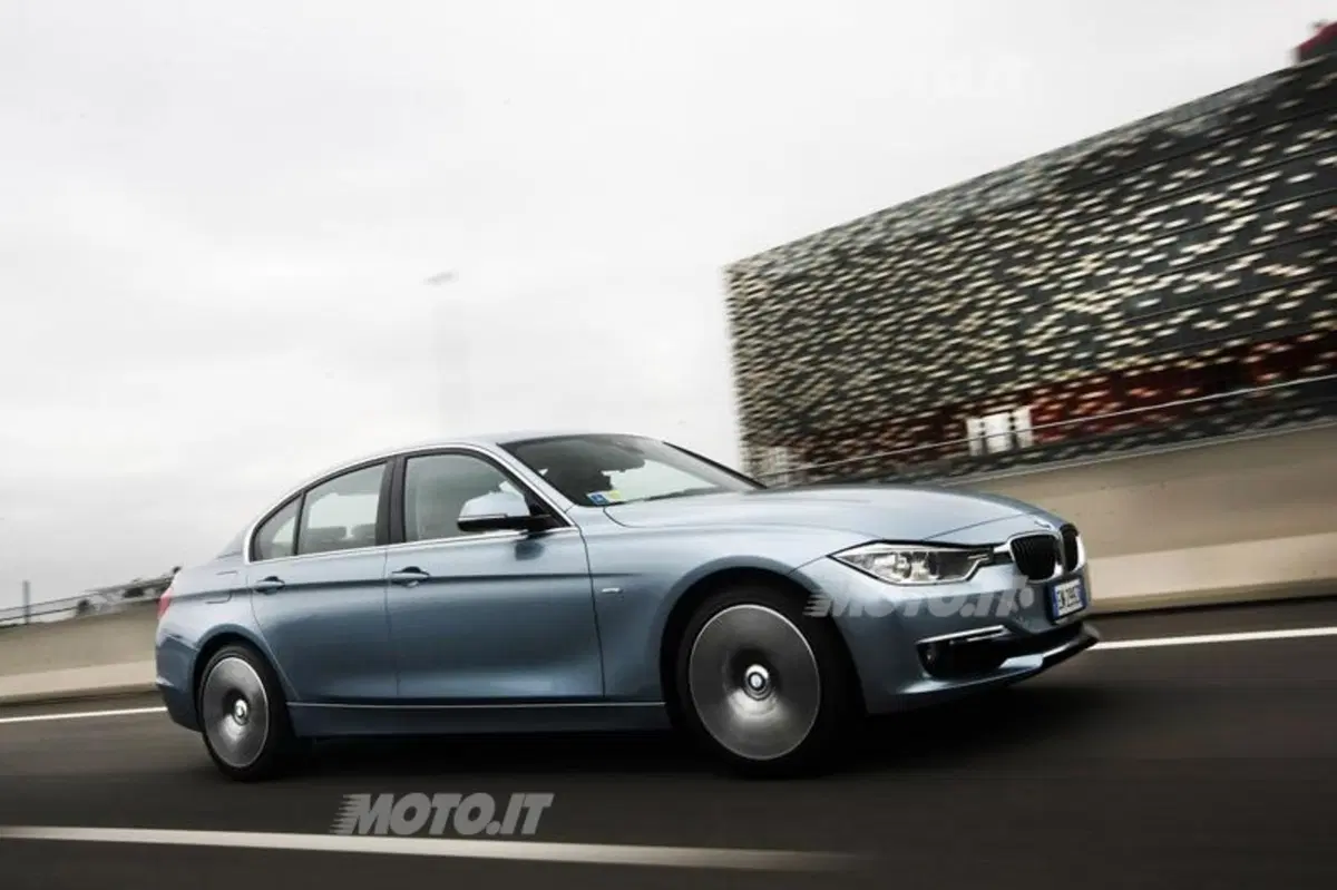 BMW ActiveHybrid 3 (11)