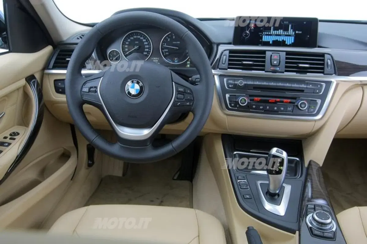 BMW ActiveHybrid 3 (35)