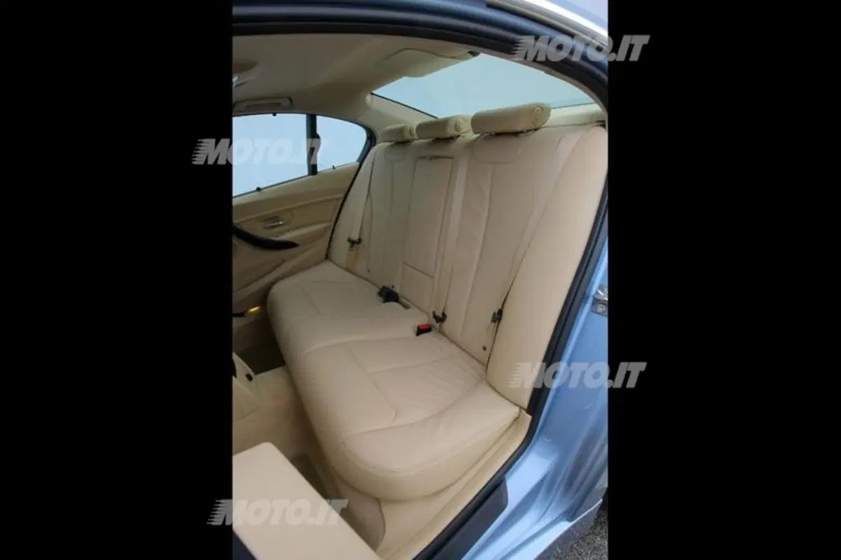 BMW ActiveHybrid 3 (40)