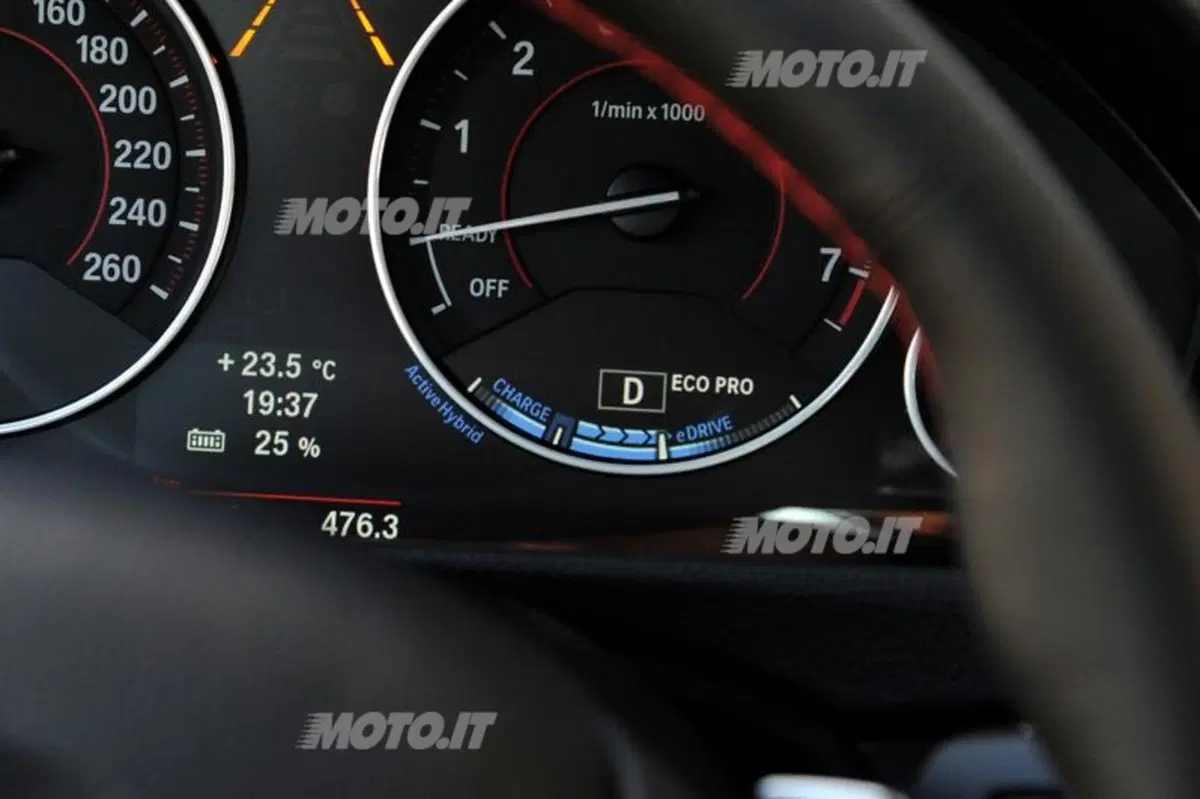 BMW ActiveHybrid 3 (58)
