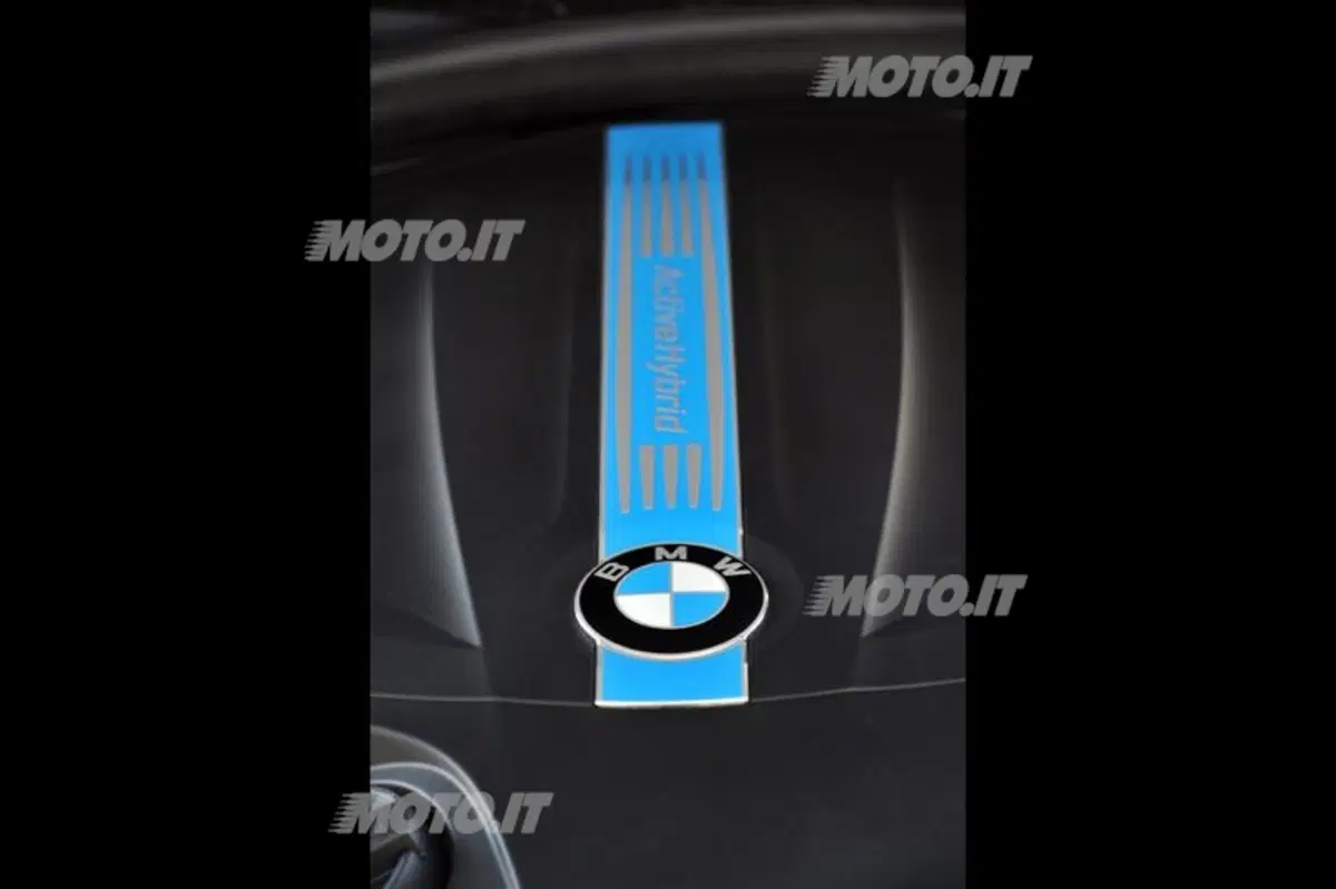 BMW ActiveHybrid 3 (69)