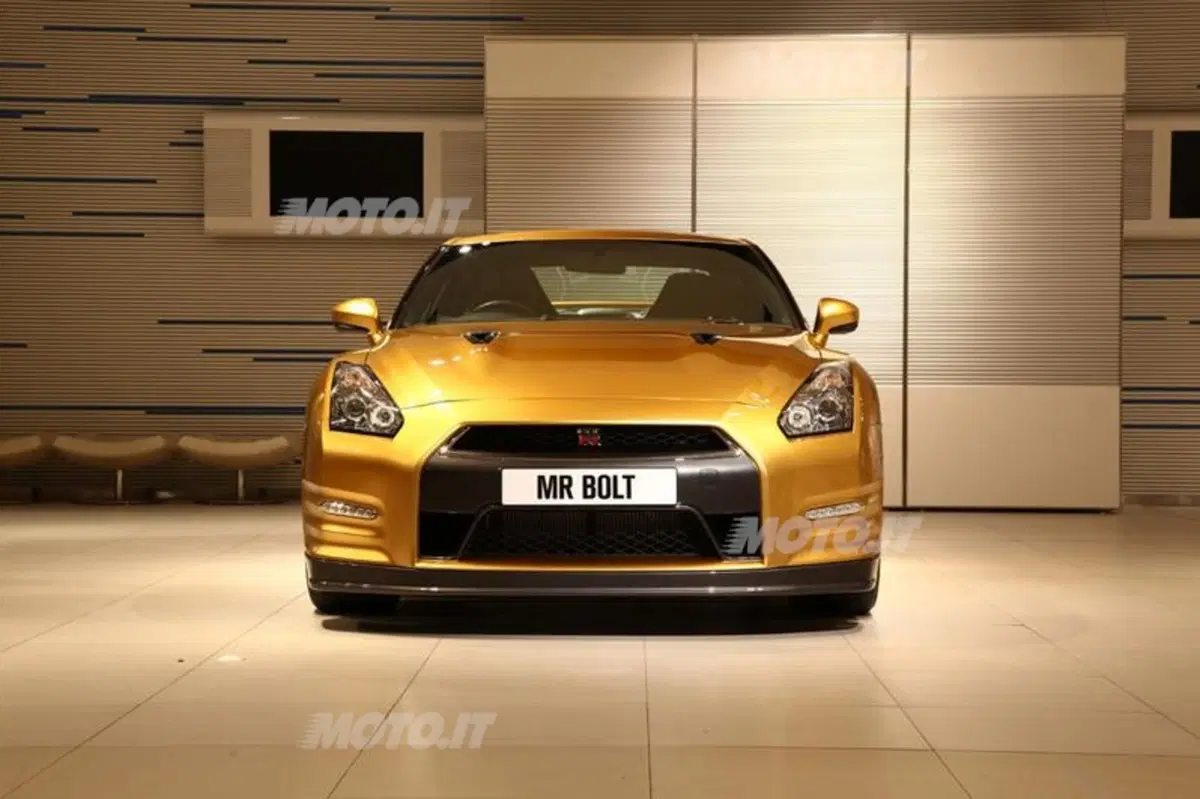 Nissan GT-R Bolt: una one-off all'asta per beneficenza (2)