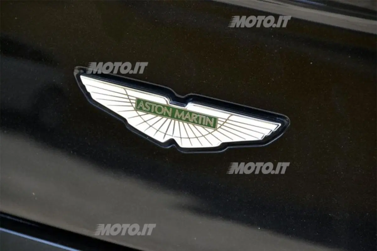 Aston Martin V8 Vantage (56)