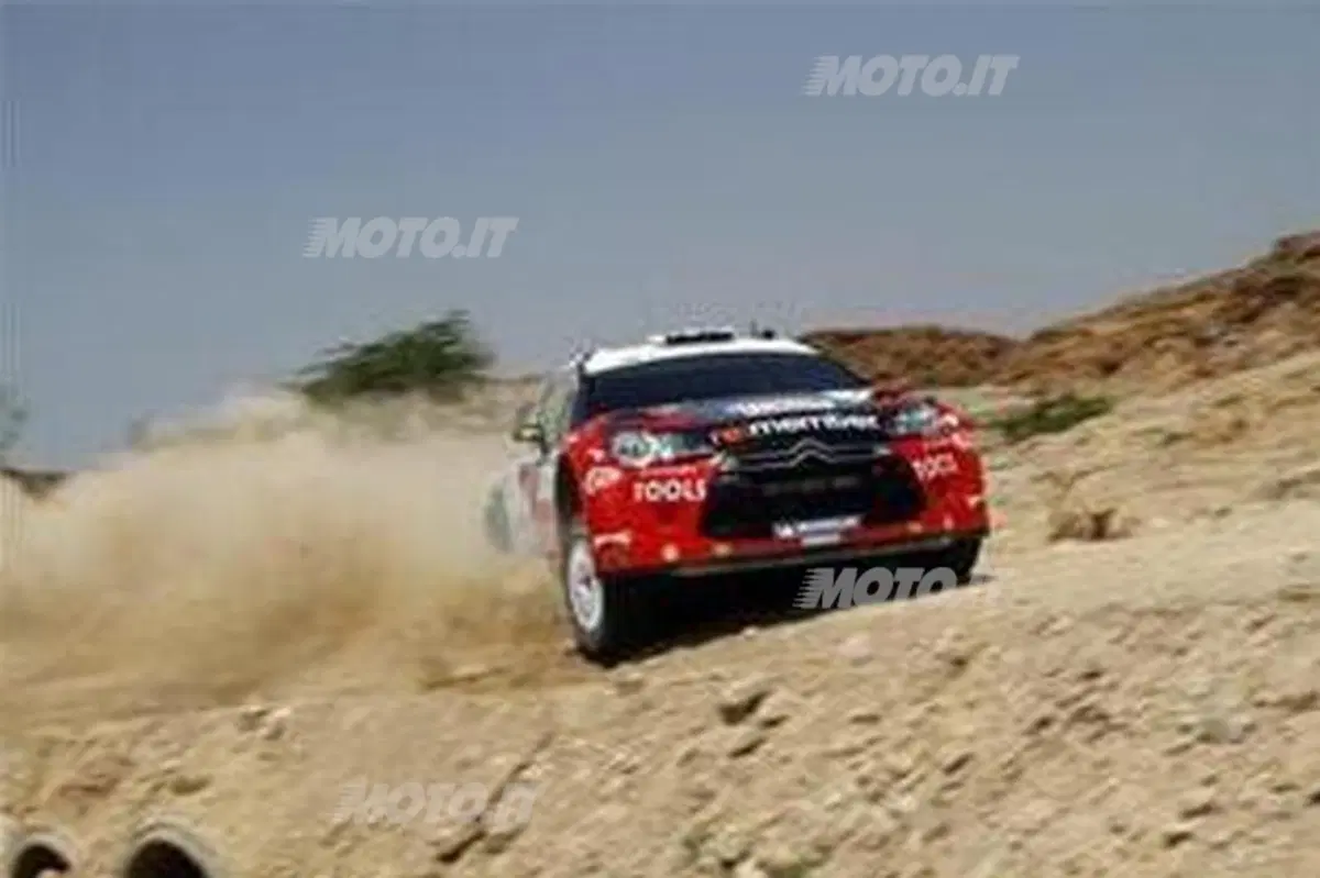 Rally di Sardegna, passerella per Loeb (5)