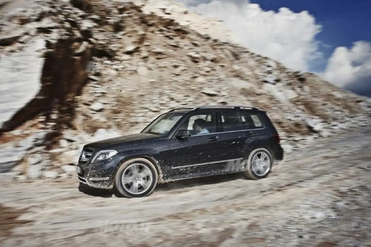 Mercedes-Benz GLK: in off-road nelle cave di marmo di Carrara (13)